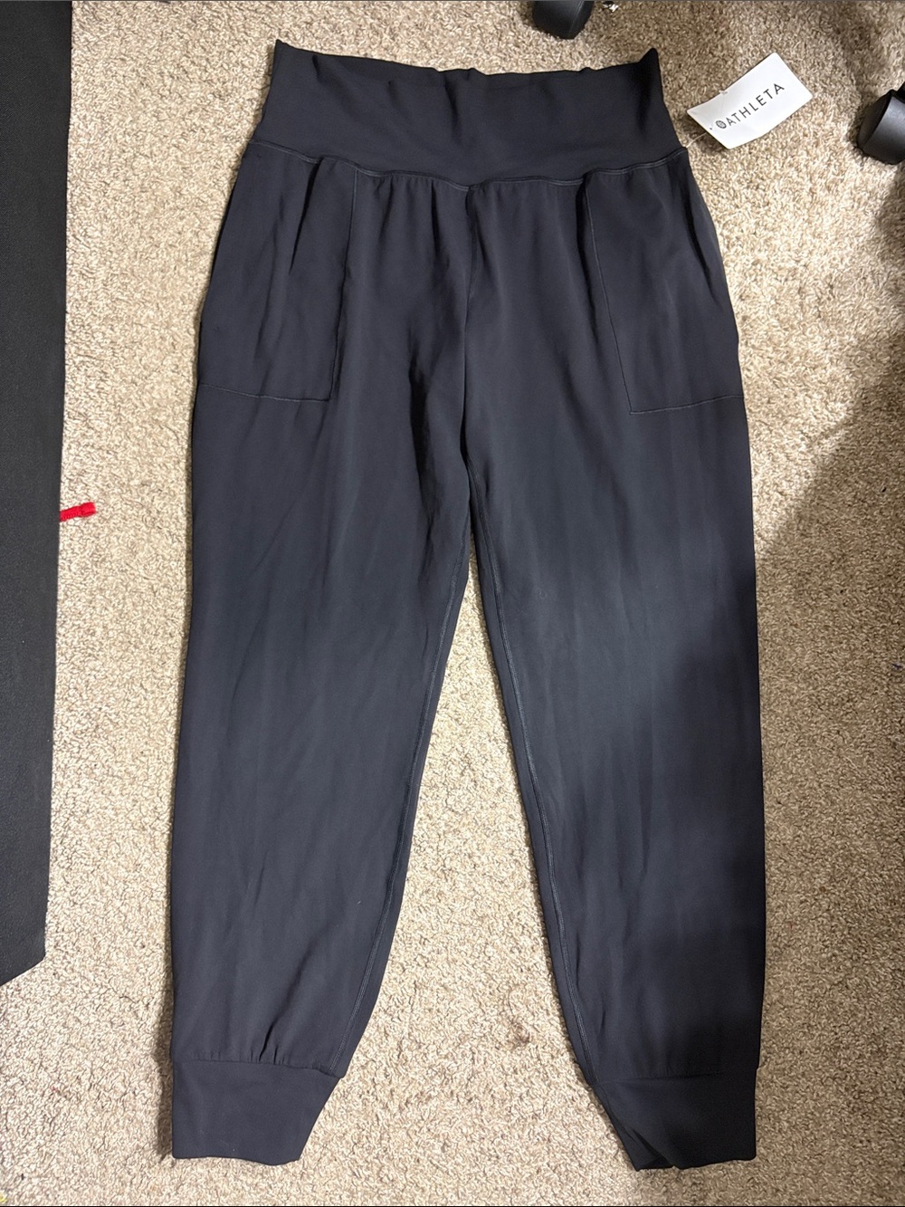 NWT Athleta Salutation Jogger in Black Size Large